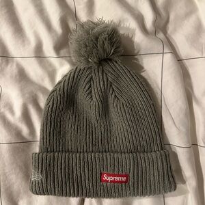 Supreme x NewEra Gray Beanie with Pom